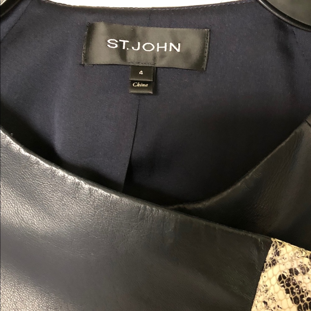 💯% Authentic ST.JOHN Leather Jacket 🌸 - Picture 5 of 6